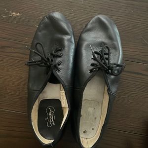 Black clogging dance shoes